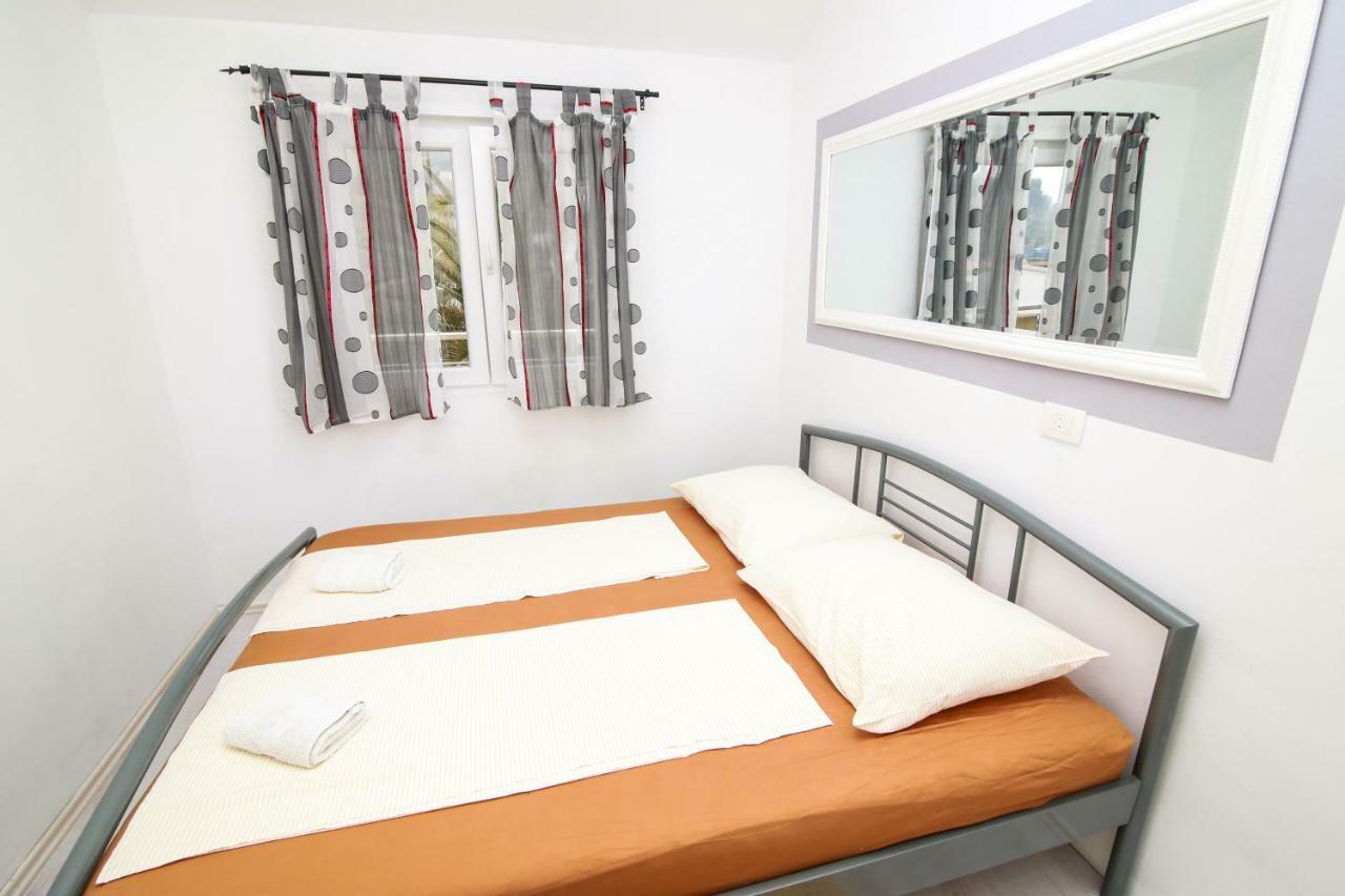 Apartments Alma 포드고라 외부 사진