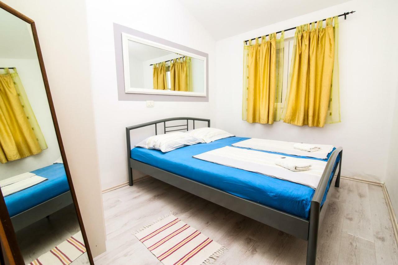 Apartments Alma 포드고라 외부 사진